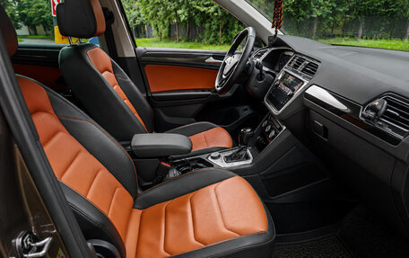 Volkswagen Tiguan II, 2017 год, 2 475 000 рублей, 10 фотография