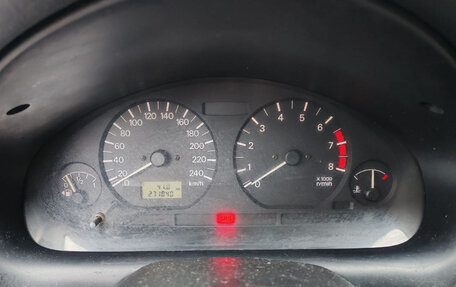 Mitsubishi Carisma I, 2001 год, 110 000 рублей, 13 фотография