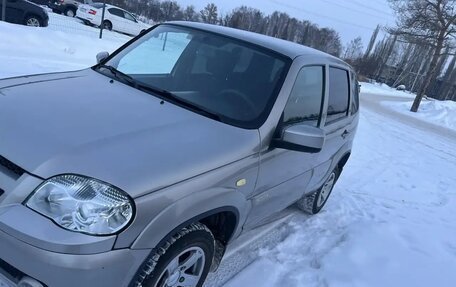 Chevrolet Niva I рестайлинг, 2016 год, 650 000 рублей, 4 фотография