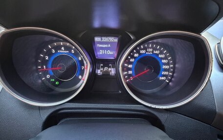 Hyundai Elantra V, 2012 год, 650 000 рублей, 7 фотография