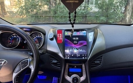 Hyundai Elantra V, 2012 год, 650 000 рублей, 9 фотография