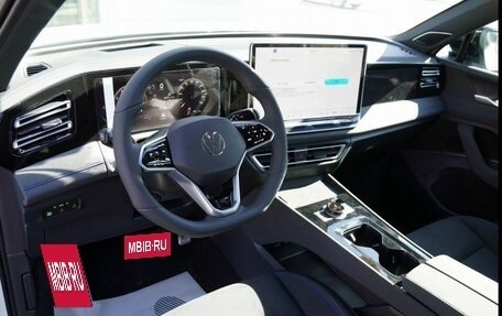 Volkswagen Tiguan, 2026 год, 4 990 000 рублей, 12 фотография