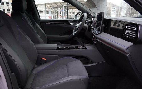 Volkswagen Tiguan, 2026 год, 4 990 000 рублей, 17 фотография