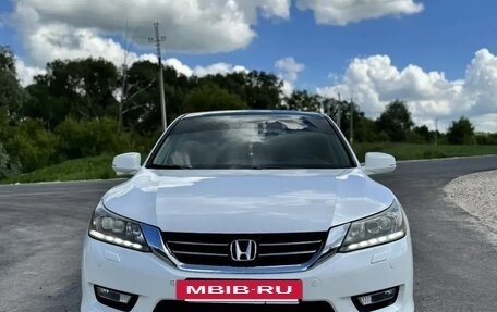 Honda Accord IX рестайлинг, 2013 год, 1 400 000 рублей, 2 фотография