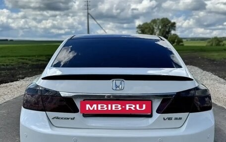 Honda Accord IX рестайлинг, 2013 год, 1 400 000 рублей, 4 фотография