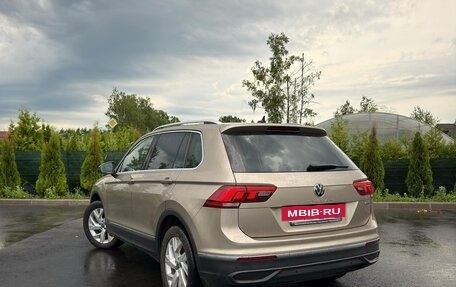 Volkswagen Tiguan II, 2021 год, 2 950 000 рублей, 4 фотография