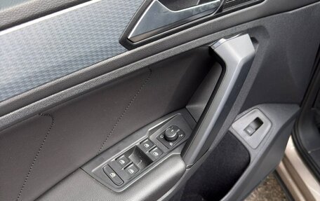 Volkswagen Tiguan II, 2021 год, 2 950 000 рублей, 9 фотография