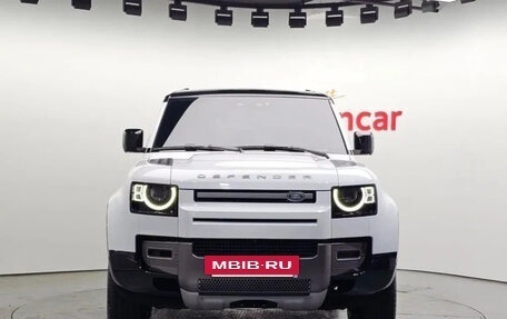 Land Rover Defender II, 2025 год, 9 038 000 рублей, 2 фотография