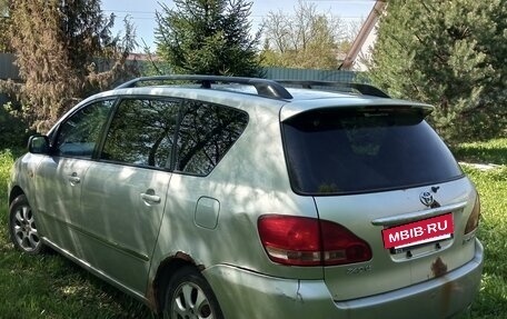 Toyota Ipsum II, 2001 год, 460 000 рублей, 6 фотография