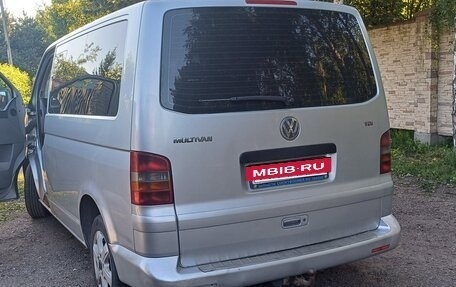 Volkswagen Transporter T5 рестайлинг, 2004 год, 750 000 рублей, 6 фотография