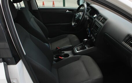 Volkswagen Jetta VI, 2014 год, 1 050 000 рублей, 19 фотография