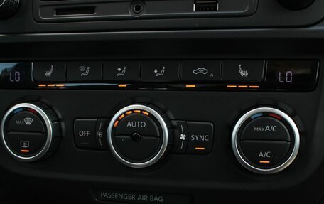Volkswagen Jetta VI, 2014 год, 1 050 000 рублей, 23 фотография
