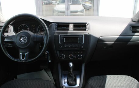 Volkswagen Jetta VI, 2014 год, 1 050 000 рублей, 20 фотография