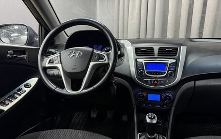 Hyundai Solaris II рестайлинг, 2011 год, 599 777 рублей, 13 фотография