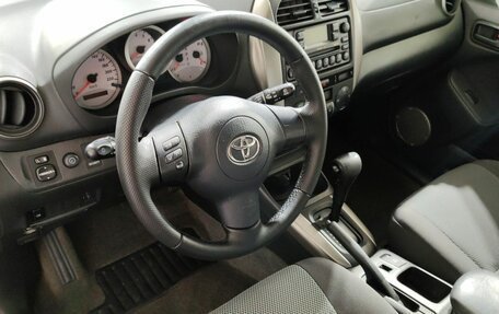 Toyota RAV4, 2004 год, 1 000 000 рублей, 12 фотография