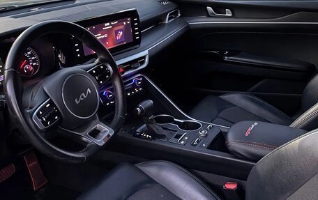 KIA K5, 2021 год, 2 450 000 рублей, 7 фотография