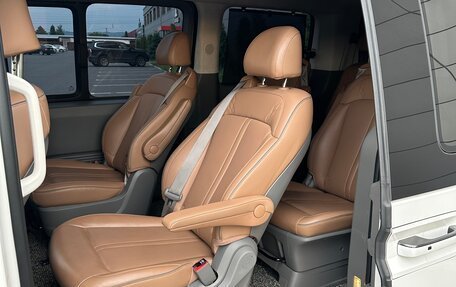 Hyundai Staria, 2021 год, 5 000 000 рублей, 21 фотография