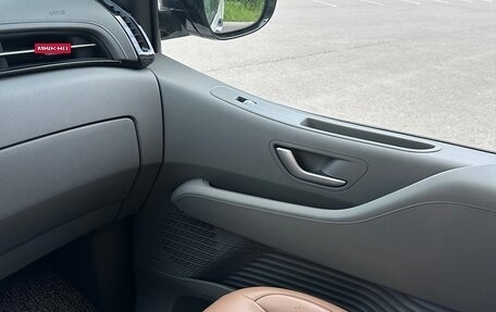 Hyundai Staria, 2021 год, 5 000 000 рублей, 18 фотография
