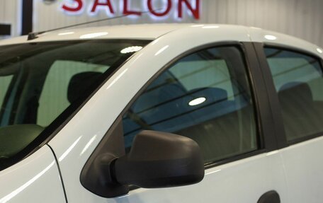 Renault Logan II, 2015 год, 570 000 рублей, 15 фотография
