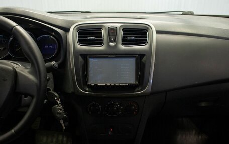 Renault Logan II, 2015 год, 570 000 рублей, 25 фотография