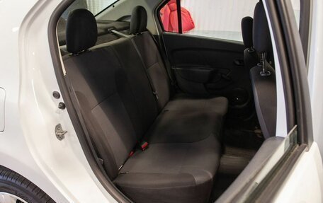 Renault Logan II, 2015 год, 570 000 рублей, 30 фотография