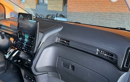 Hyundai Staria, 2022 год, 5 350 000 рублей, 8 фотография