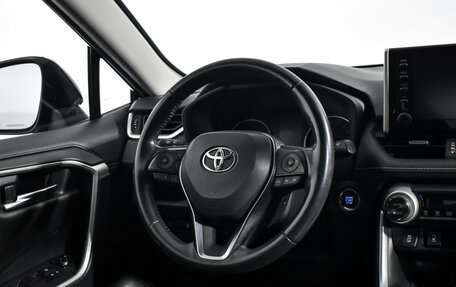 Toyota RAV4, 2019 год, 3 150 000 рублей, 16 фотография