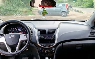 Hyundai Solaris II рестайлинг, 2011 год, 500 000 рублей, 1 фотография
