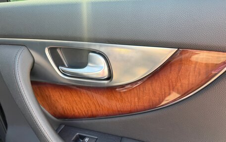 Infiniti FX II, 2010 год, 1 970 000 рублей, 15 фотография