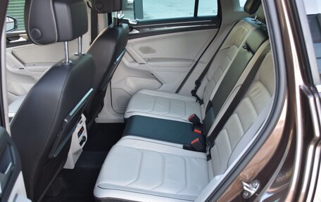 Volkswagen Tiguan II, 2017 год, 3 600 000 рублей, 9 фотография
