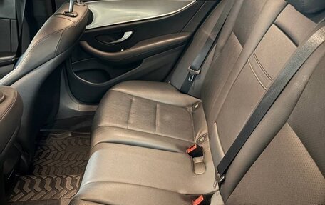 Mercedes-Benz E-Класс, 2019 год, 3 200 000 рублей, 14 фотография