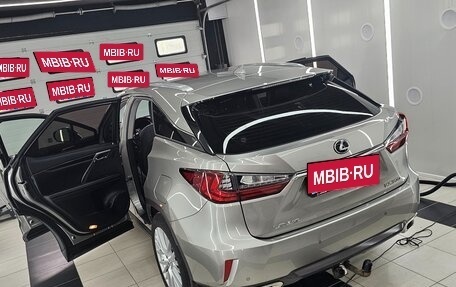Lexus RX IV рестайлинг, 2019 год, 4 600 000 рублей, 3 фотография