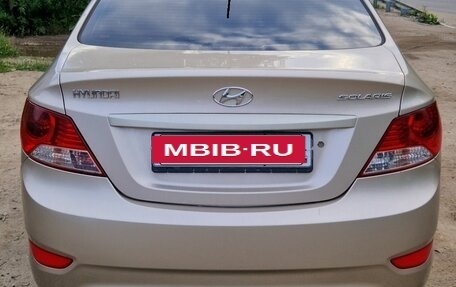 Hyundai Solaris II рестайлинг, 2011 год, 500 000 рублей, 9 фотография