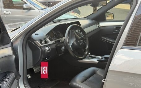 Mercedes-Benz E-Класс, 2011 год, 1 290 000 рублей, 13 фотография