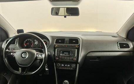 Volkswagen Polo VI (EU Market), 2017 год, 1 060 000 рублей, 5 фотография