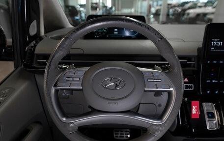 Hyundai Staria, 2021 год, 4 300 000 рублей, 10 фотография