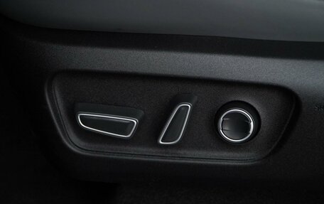 Toyota RAV4, 2026 год, 4 149 077 рублей, 16 фотография