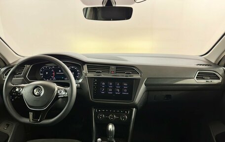 Volkswagen Tiguan II, 2017 год, 2 470 000 рублей, 5 фотография
