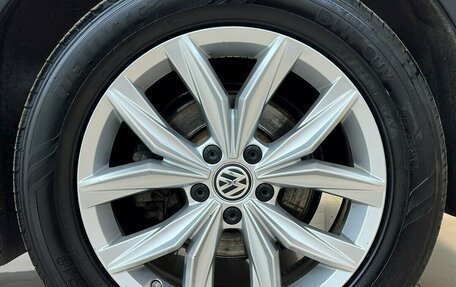 Volkswagen Tiguan II, 2017 год, 2 470 000 рублей, 17 фотография