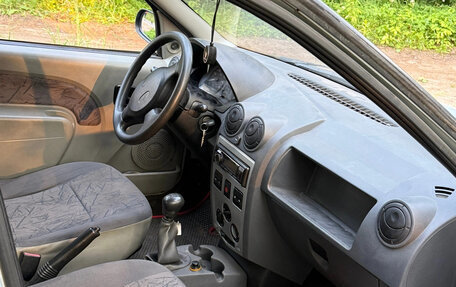 Renault Logan I, 2006 год, 150 000 рублей, 7 фотография