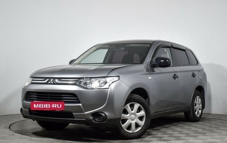 Mitsubishi Outlander III рестайлинг 3, 2013 год, 1 099 000 рублей, 2 фотография
