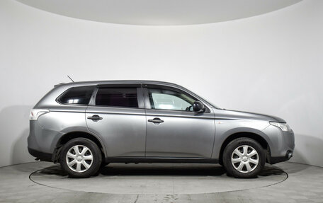 Mitsubishi Outlander III рестайлинг 3, 2013 год, 1 099 000 рублей, 5 фотография