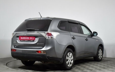 Mitsubishi Outlander III рестайлинг 3, 2013 год, 1 099 000 рублей, 6 фотография