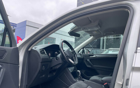 Volkswagen Tiguan II, 2021 год, 3 200 000 рублей, 9 фотография