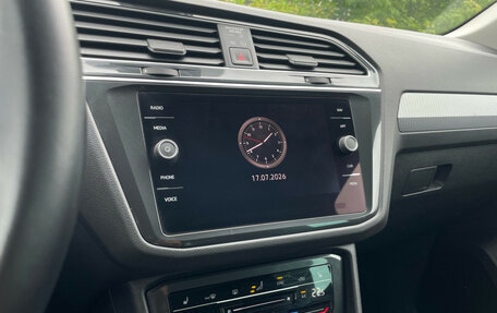 Volkswagen Tiguan II, 2021 год, 3 200 000 рублей, 13 фотография