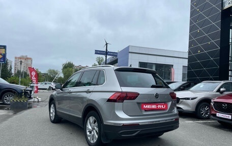 Volkswagen Tiguan II, 2021 год, 3 200 000 рублей, 7 фотография