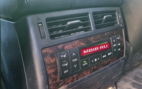 Toyota Land Cruiser 200, 2012 год, 4 300 000 рублей, 8 фотография