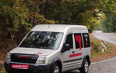 Ford Tourneo Connect I, 2005 год, 850 000 рублей, 4 фотография