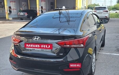 Hyundai Solaris II рестайлинг, 2017 год, 950 000 рублей, 6 фотография