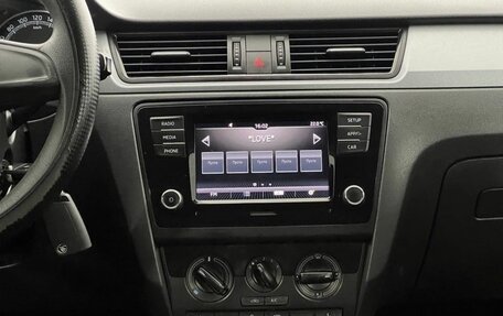 Skoda Rapid I, 2019 год, 1 380 000 рублей, 15 фотография